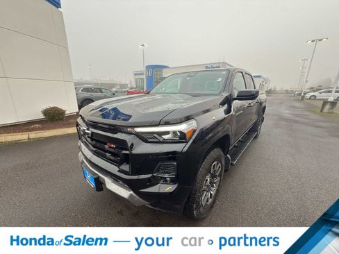 Used 2024 Chevrolet Colorado Z71 w/ Z71 Convenience Package 2 image 1