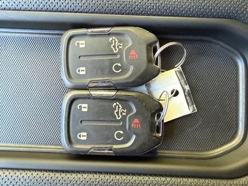 Used 2022 GMC Sierra 2500 AT4 w/ AT4 Preferred Package image 31