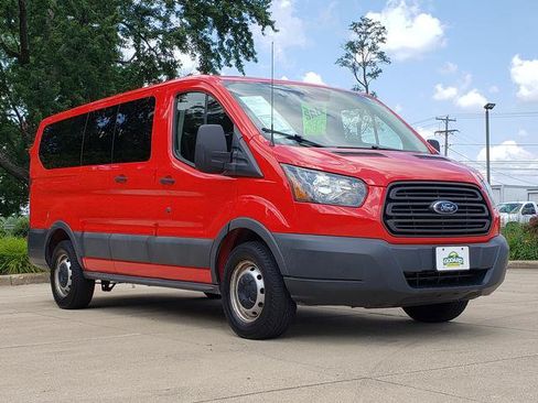 Used 2016 Ford Transit 150 XL RWD image 8
