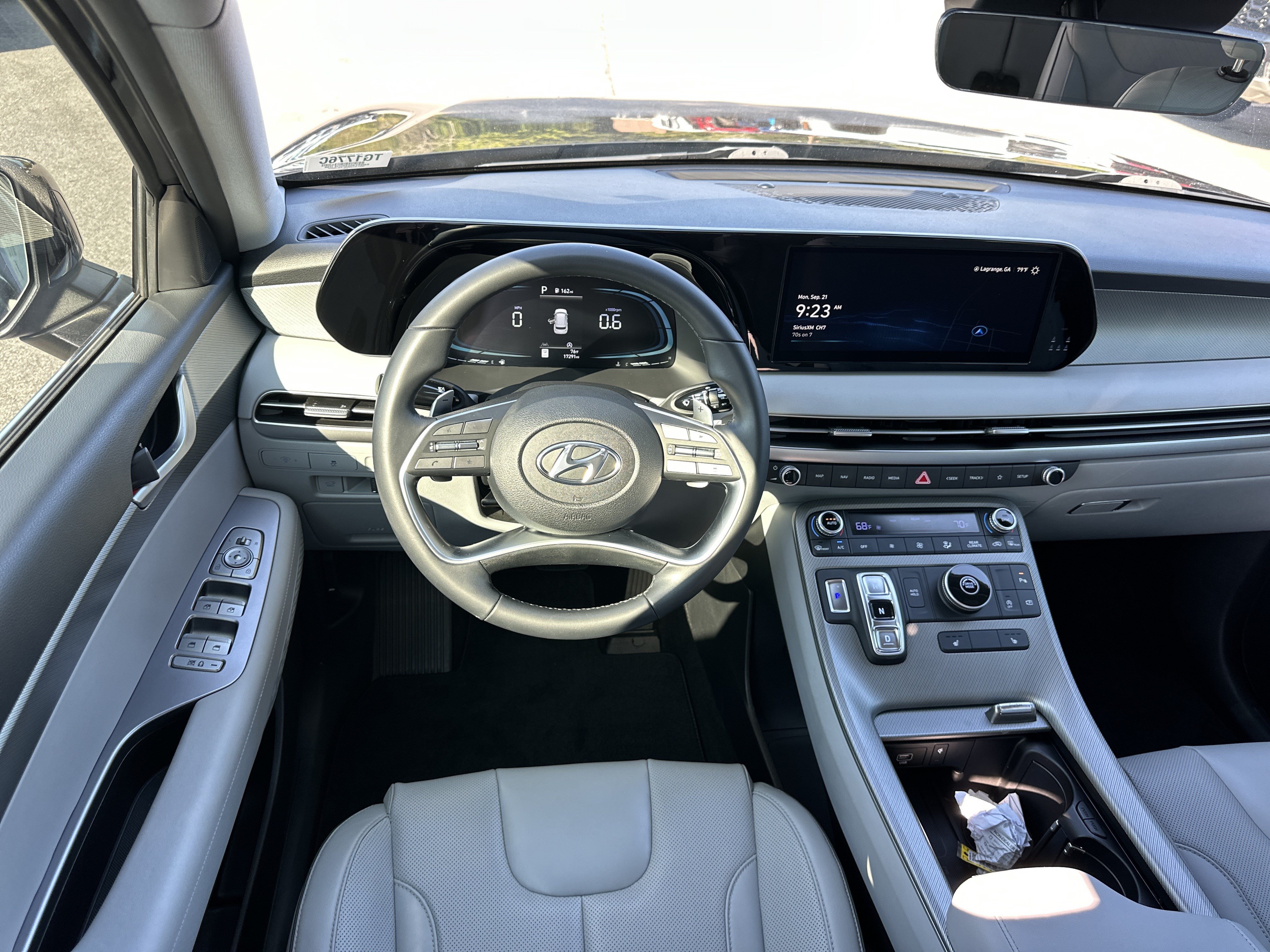 Used 2024 Hyundai Palisade SEL FWD image 25