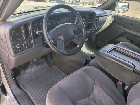 Used 2005 Chevrolet Silverado 1500 LS w/ Light Duty Power Package RWD image 17