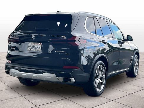 Used 2024 BMW X5 xDrive50e w/ Parking Assistance Package AWD/4WD image 15