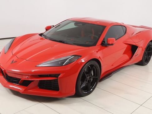 Used 2024 Chevrolet Corvette E-Ray w/ ZER Performance Package image 29