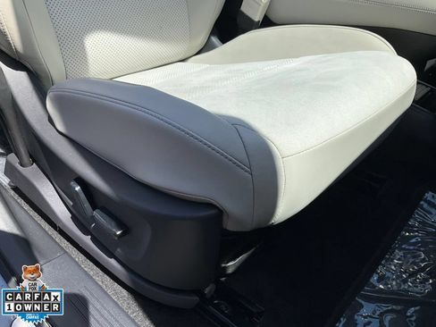 Used 2023 Nissan Ariya FWD image 56