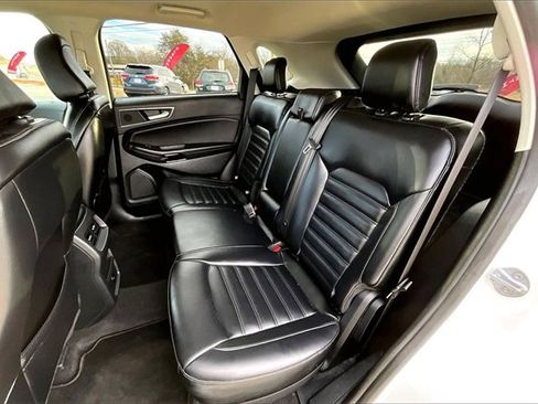 Used 2024 Ford Edge SEL image 20