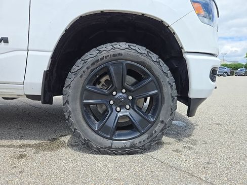 Used 2021 RAM 1500 Big Horn AWD/4WD image 14