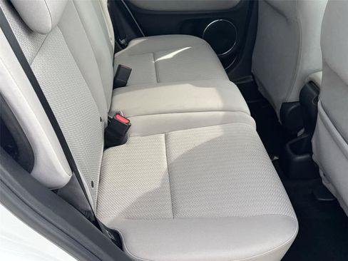 Used 2018 Honda HR-V EX image 15