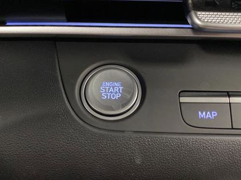 New 2026 Hyundai Elantra Limited image 22