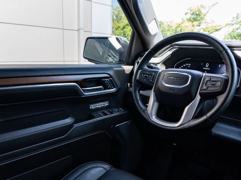 Used 2024 GMC Sierra 1500 Denali w/ Technology Package AWD/4WD image 12