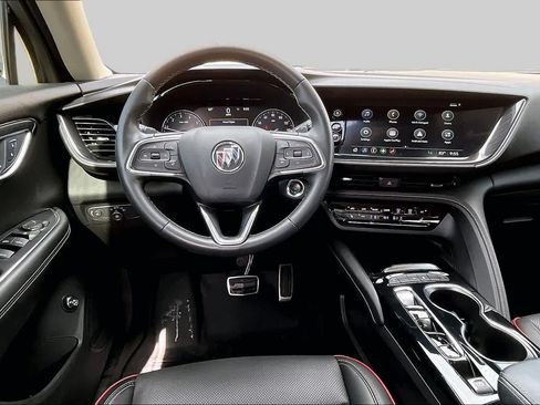 Used 2022 Buick Envision Essence w/ Sport Touring Package FWD image 8
