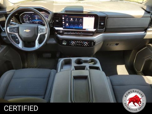 Used 2022 Chevrolet Silverado 1500 LT AWD/4WD image 17