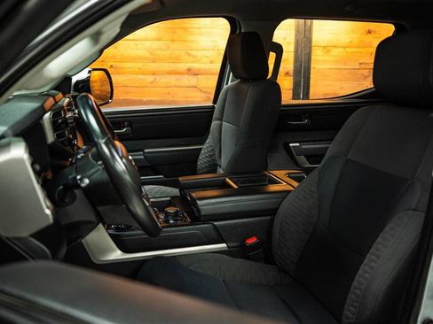 Used 2022 Toyota Tundra SR5 w/ TRD Off-Road Package image 9