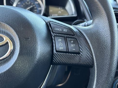 Used 2017 Toyota Yaris iA image 28