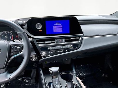 Used 2024 Lexus ES 350 w/ Premium Package image 9