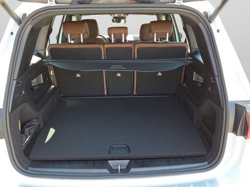 New 2026 Mercedes-Benz GLB 35 AMG 4MATIC image 34