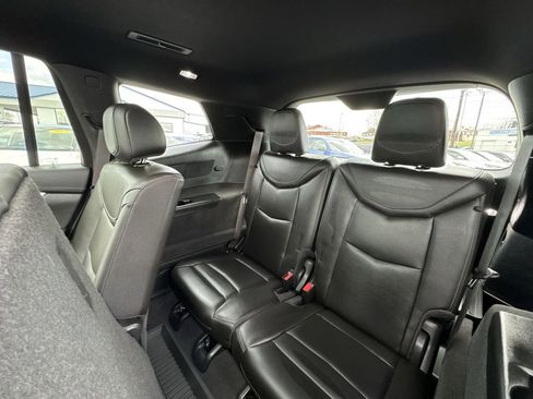 Used 2024 Cadillac XT6 Luxury w/ LPO, Floor Liner Package AWD/4WD image 24