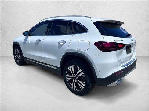 Certified 2025 Mercedes-Benz GLA 250 GLA 250 image 9