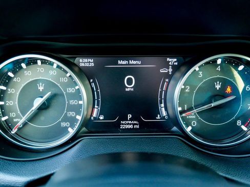 Used 2022 Maserati Levante GT image 42