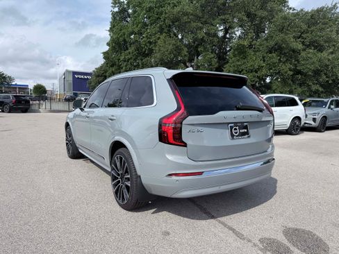 New 2026 Volvo XC90 B5 Ultra w/ Protection Package Premier AWD/4WD image 4