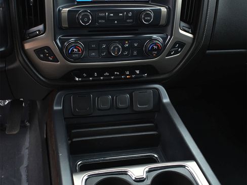 Used 2019 GMC Sierra 2500 Denali w/ Duramax Plus Package image 17