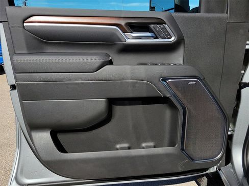 New 2026 GMC Sierra 3500 Denali w/ Denali Reserve Package image 18