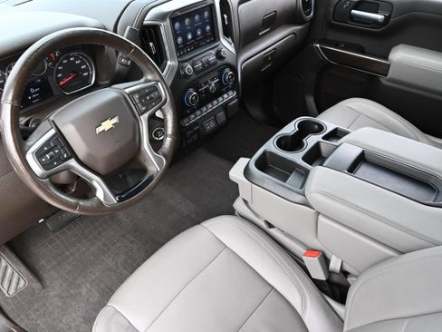 Used 2020 Chevrolet Silverado 1500 LT w/ Texas Edition image 12