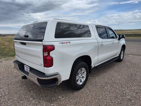 Used 2024 Chevrolet Silverado 1500 LT AWD/4WD image 5