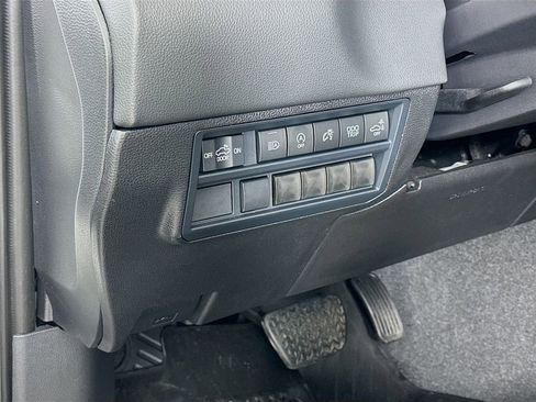 Used 2025 Toyota Tundra Limited image 10