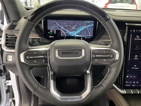 New 2026 GMC Acadia Denali Ultimate w/ LPO, Floor Liner Package image 18