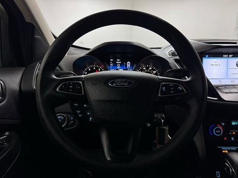 Used 2018 Ford Escape SE w/ Ford Safe & Smart Package image 17