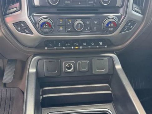 Used 2019 Chevrolet Silverado 2500 LTZ w/ Duramax Plus Package AWD/4WD image 13