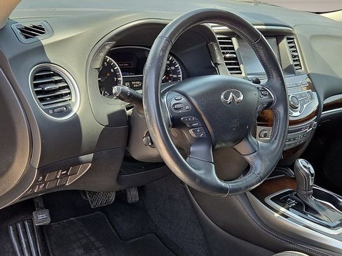 Used 2020 INFINITI QX60 Luxe w/ Sensory Package FWD image 15