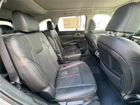 Certified 2024 Kia Sorento SX image 21