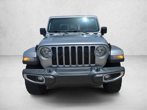 Used 2021 Jeep Gladiator Sport AWD/4WD image 2