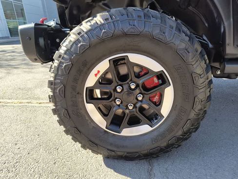 Used 2021 Jeep Wrangler Unlimited Rubicon w/ Uconnect 4C Nav & Sound Group AWD/4WD image 10