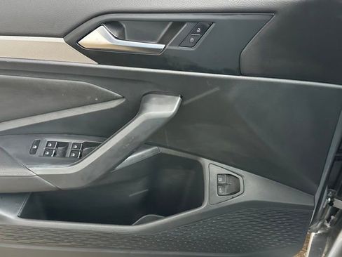 Certified 2023 Volkswagen Jetta Sport image 19