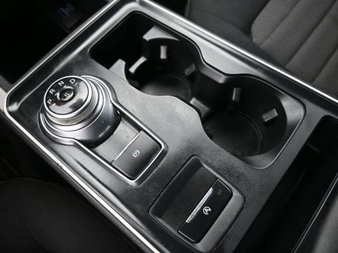 Used 2021 Ford Edge SE image 36