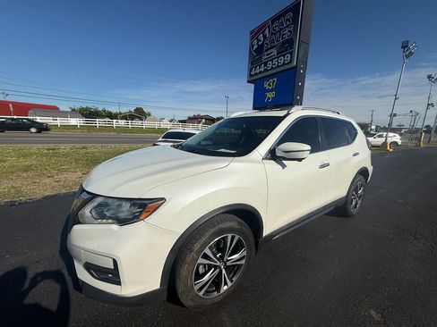 Used 2017 Nissan Rogue SL w/ SL Premium Package AWD/4WD image 8