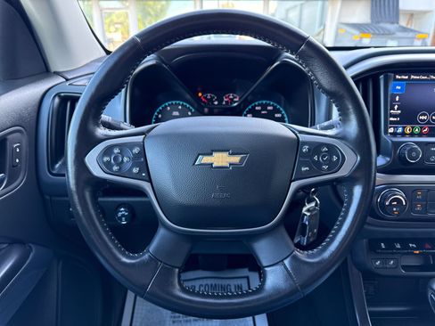 Used 2022 Chevrolet Colorado Z71 w/ Safety Package AWD/4WD image 14