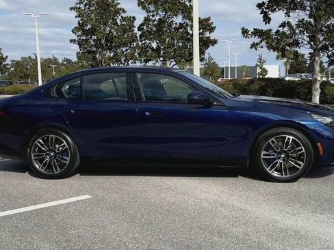 New 2026 BMW 530i xDrive 530i xDrive w/ M Sport Package image 9