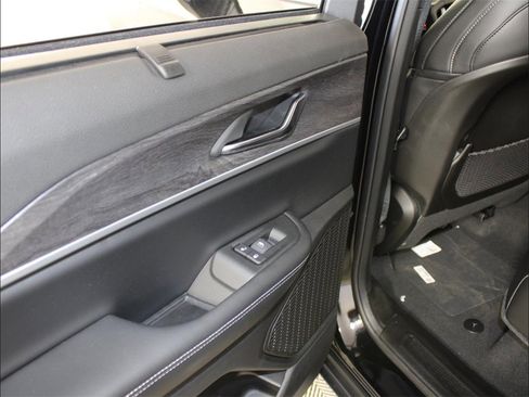 New 2025 Jeep Grand Cherokee Limited w/ Luxury Tech Group II image 27