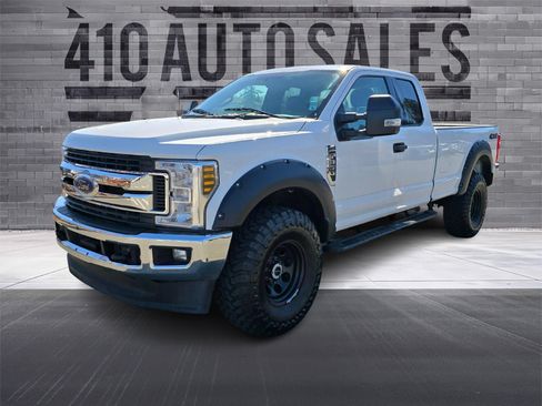 Used 2019 Ford F350 XLT AWD/4WD image 6