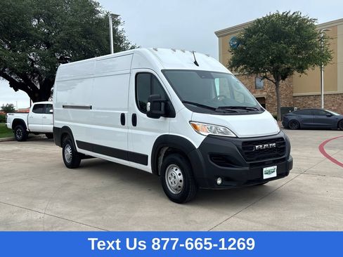 Used 2024 RAM ProMaster 2500 w/ Convenience Group FWD image 5