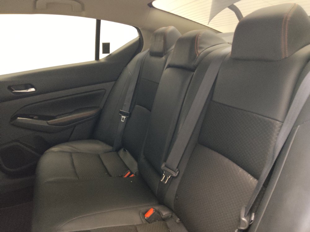 Used 2023 Nissan Altima 2.5 SR FWD image 18