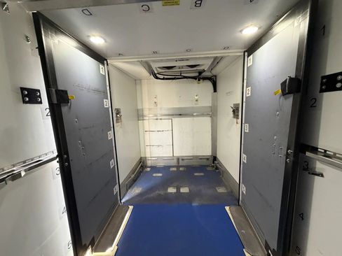 Used 2024 Ford E-350 and Econoline 350 Super Duty w/ Power Windows & Locks Group RWD image 4