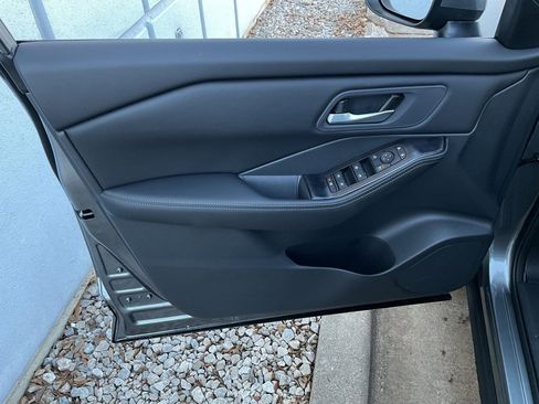 New 2026 Nissan Rogue SV image 12