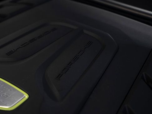 Used 2022 Porsche Cayenne Turbo S image 66