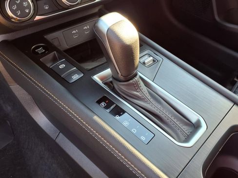 New 2025 Nissan Kicks SV w/ SV Premium Package image 13