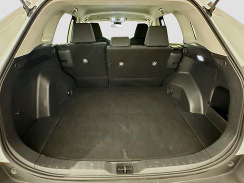 Used 2024 Toyota RAV4 LE image 29