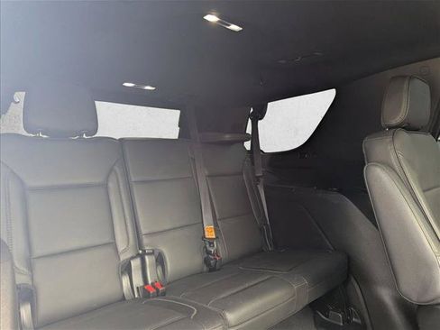 Used 2021 GMC Yukon Denali w/ Denali Premium Package RWD image 13